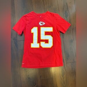 Patrick Mahomes kids medium Nike shirt Kansas City chiefs red